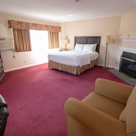 Dedham The Lucerne Inn מראה חיצוני תמונה