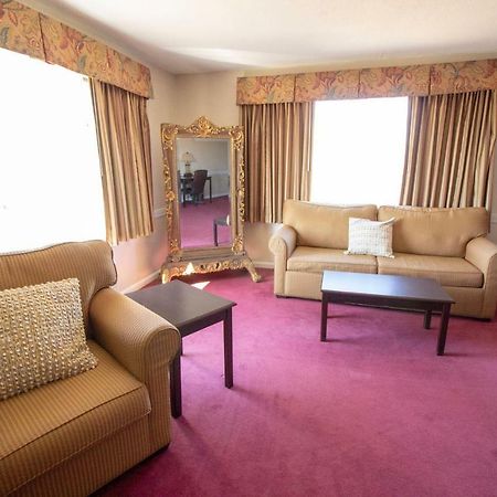 Dedham The Lucerne Inn מראה חיצוני תמונה