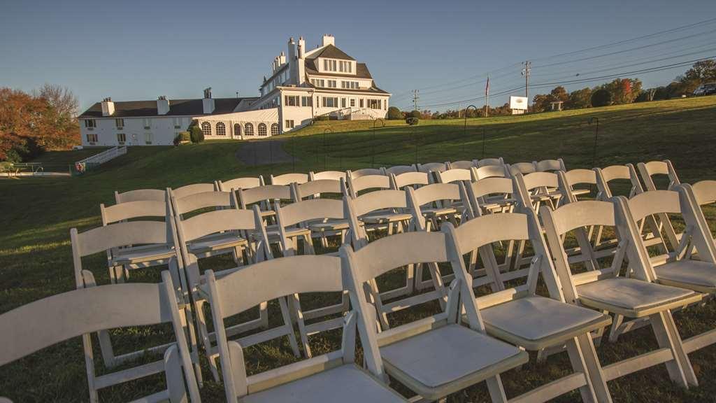 Dedham The Lucerne Inn מראה חיצוני תמונה