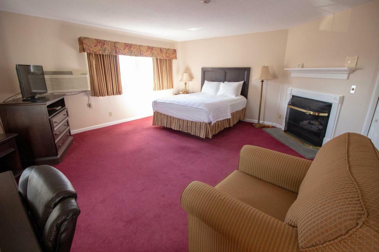 Dedham The Lucerne Inn מראה חיצוני תמונה