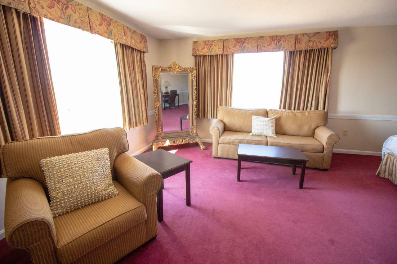 Dedham The Lucerne Inn מראה חיצוני תמונה