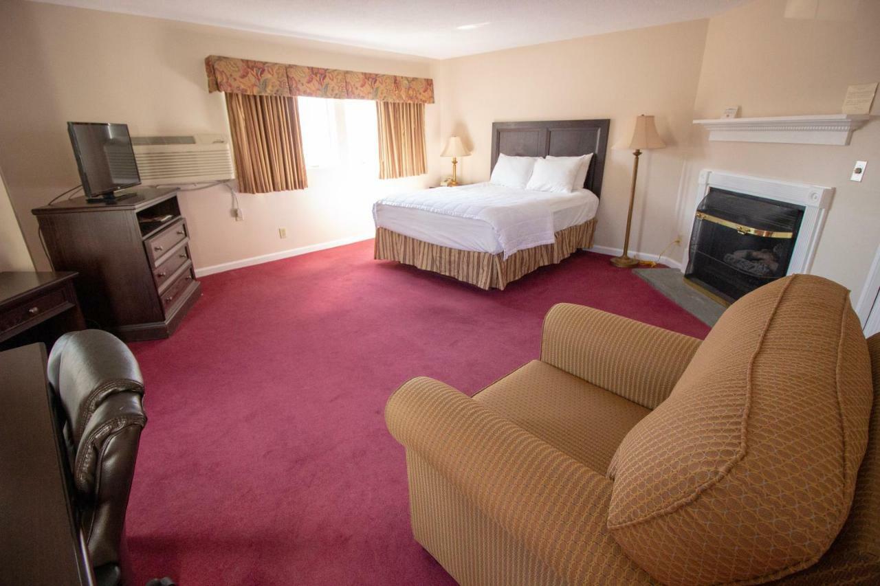 Dedham The Lucerne Inn מראה חיצוני תמונה