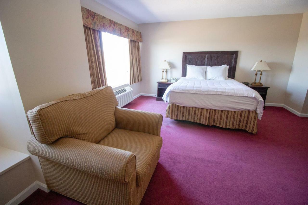 Dedham The Lucerne Inn מראה חיצוני תמונה